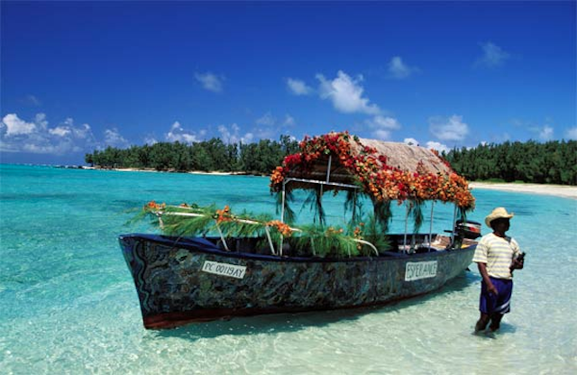 Mauritius Boat